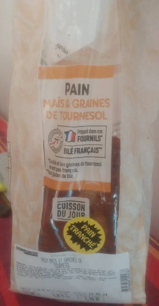 Pain maïs et graines de tournesol