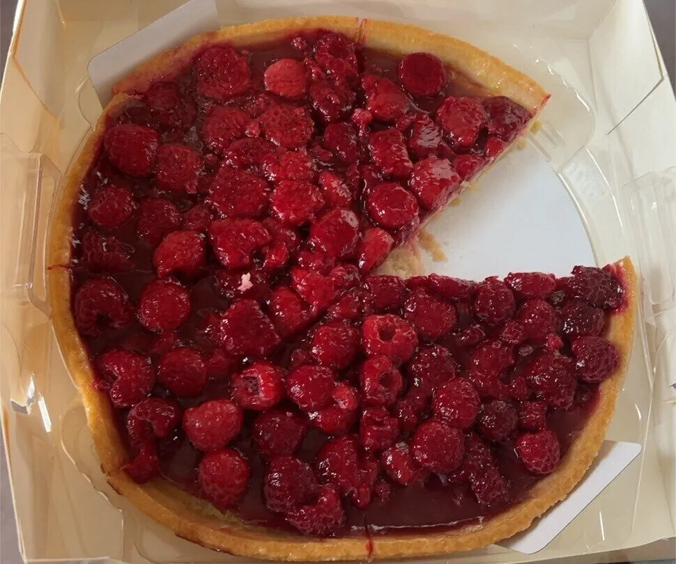 Tarte aux framboises décongelée
