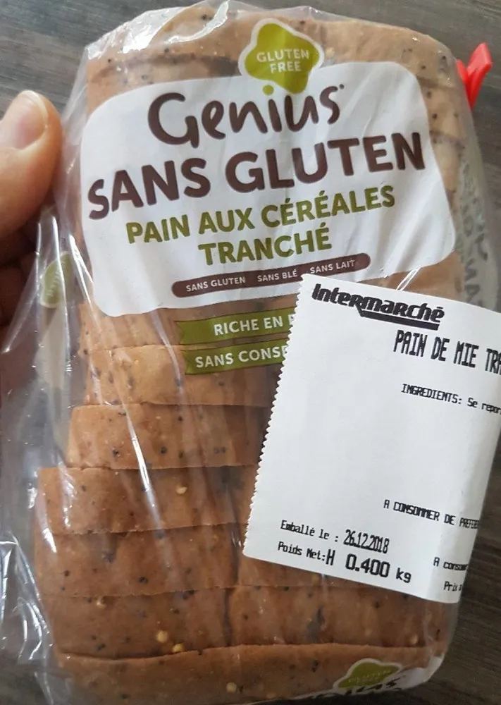 Pain aux céréales tranché