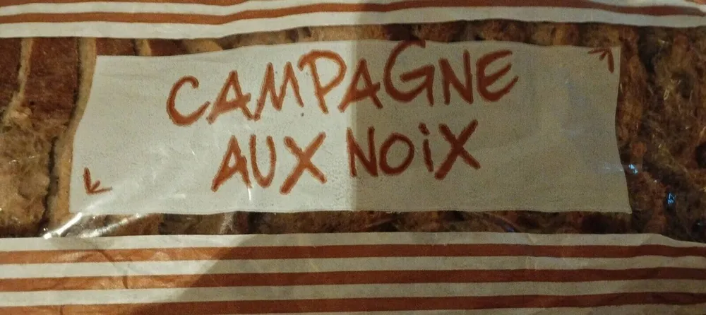 PAIN DE CAMPAGNE AUX NOIX