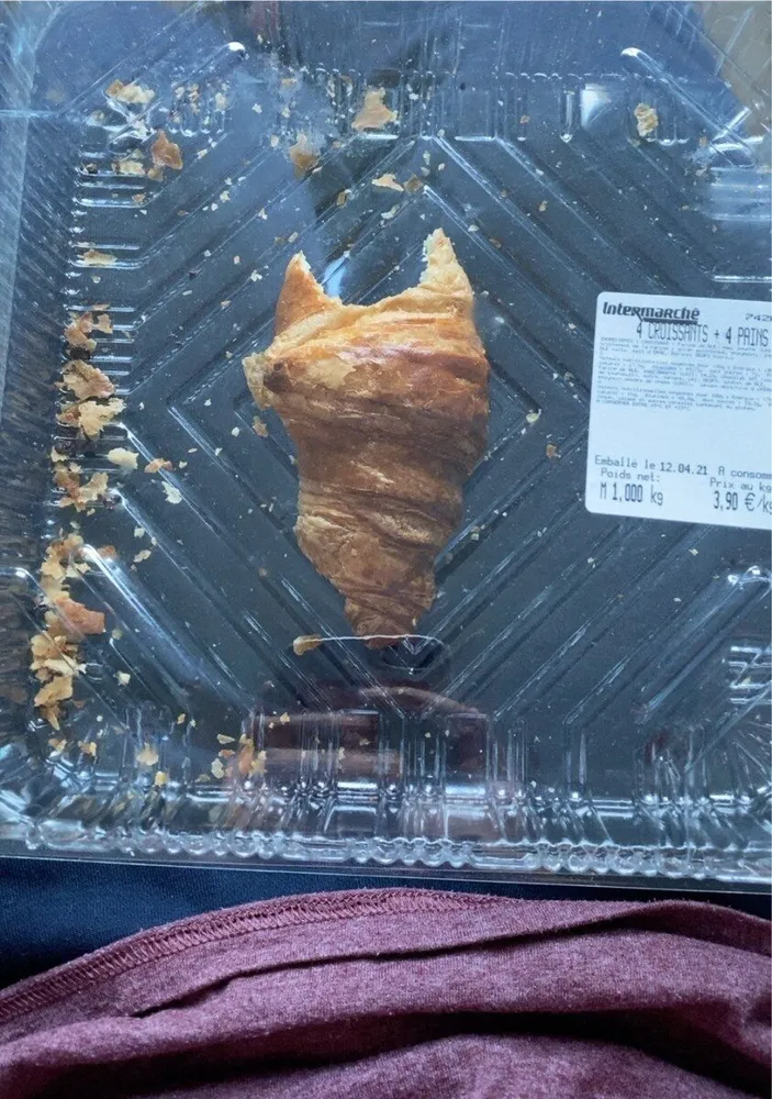 4 croissants et 4 croissant purs beurres