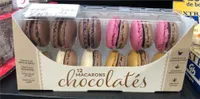 12 macarons chocolatés