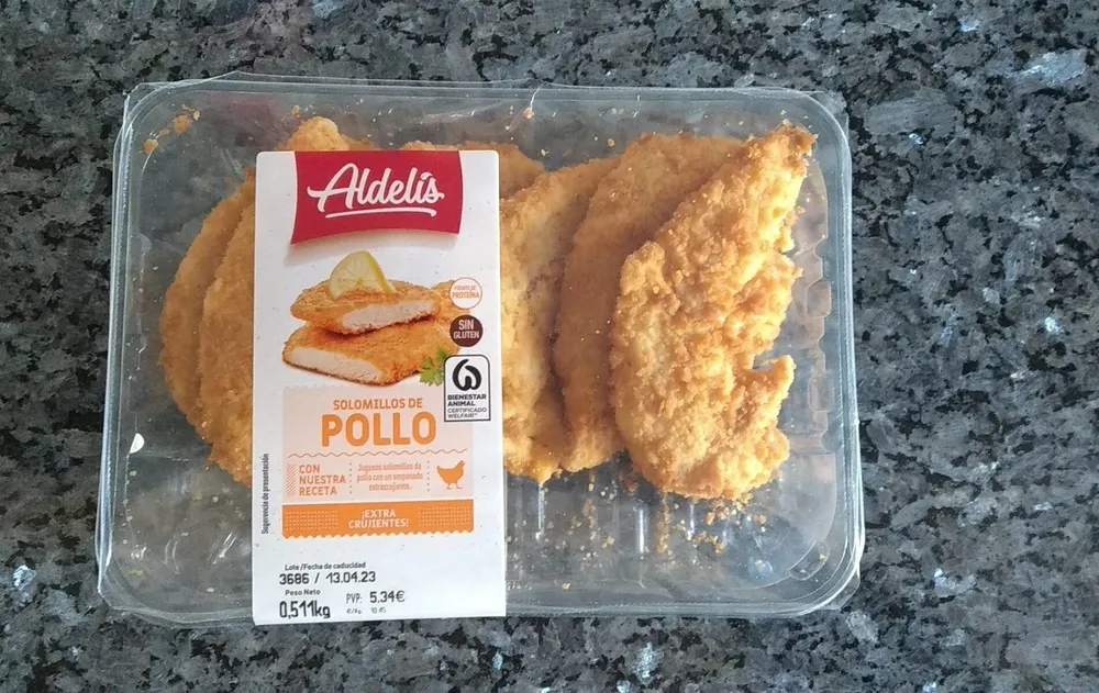 Solomillos de pollo empanado