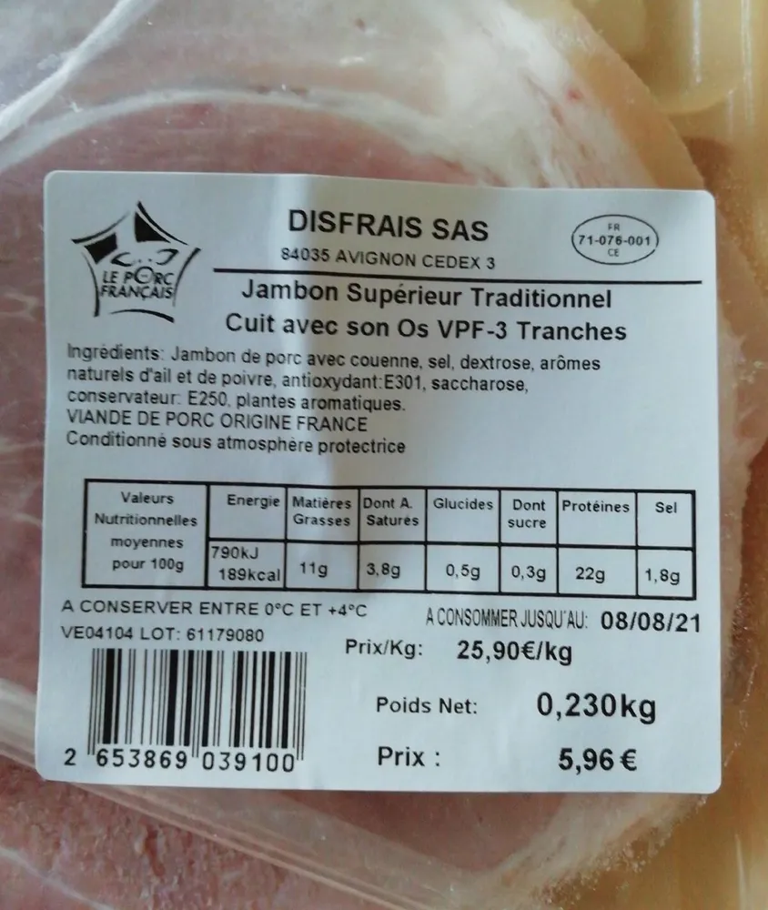 Jambon supérieur traditionnel cuit avec son os