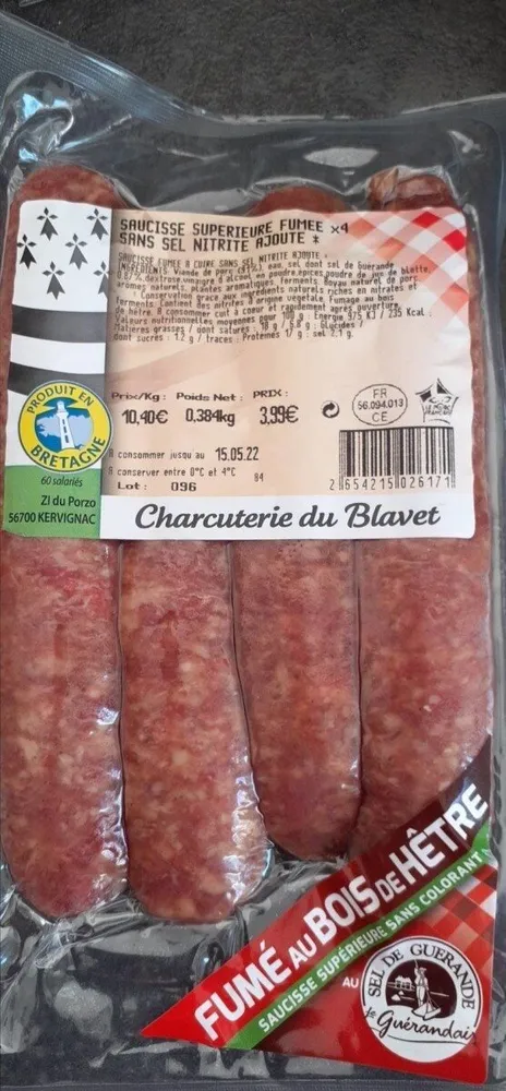 Saucisses supérieures fumées