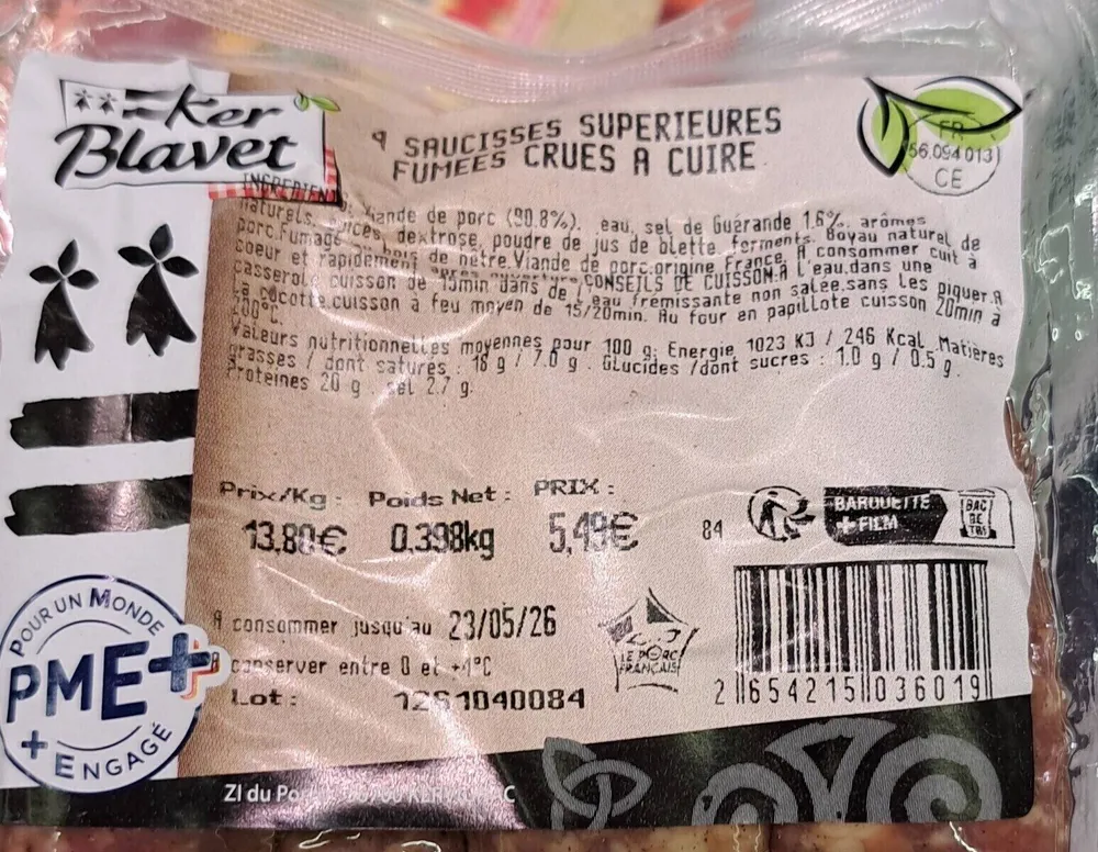 Saucisses fumees crues à cuire