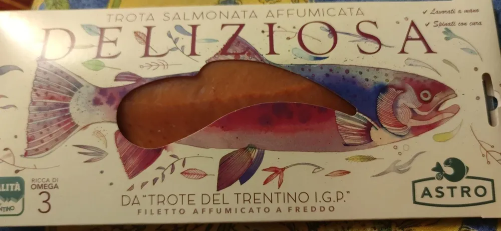 Trota salmonata affumicata deliziosa