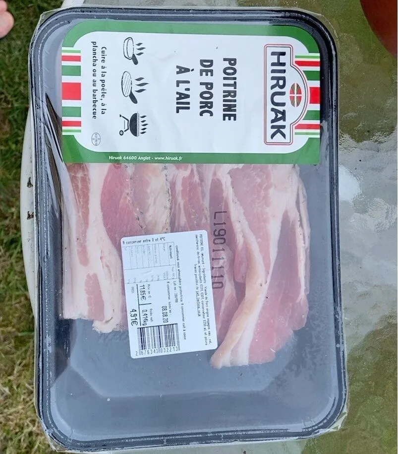Poitrine de porc a l’ail
