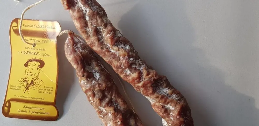 Saucisson sec fabriqué et séché en Corrèze à Égletons