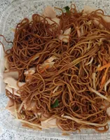 Nouilles sautees au poulet