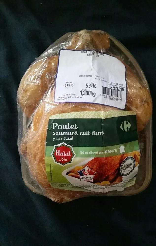 Poulet saumuré cuit fumé