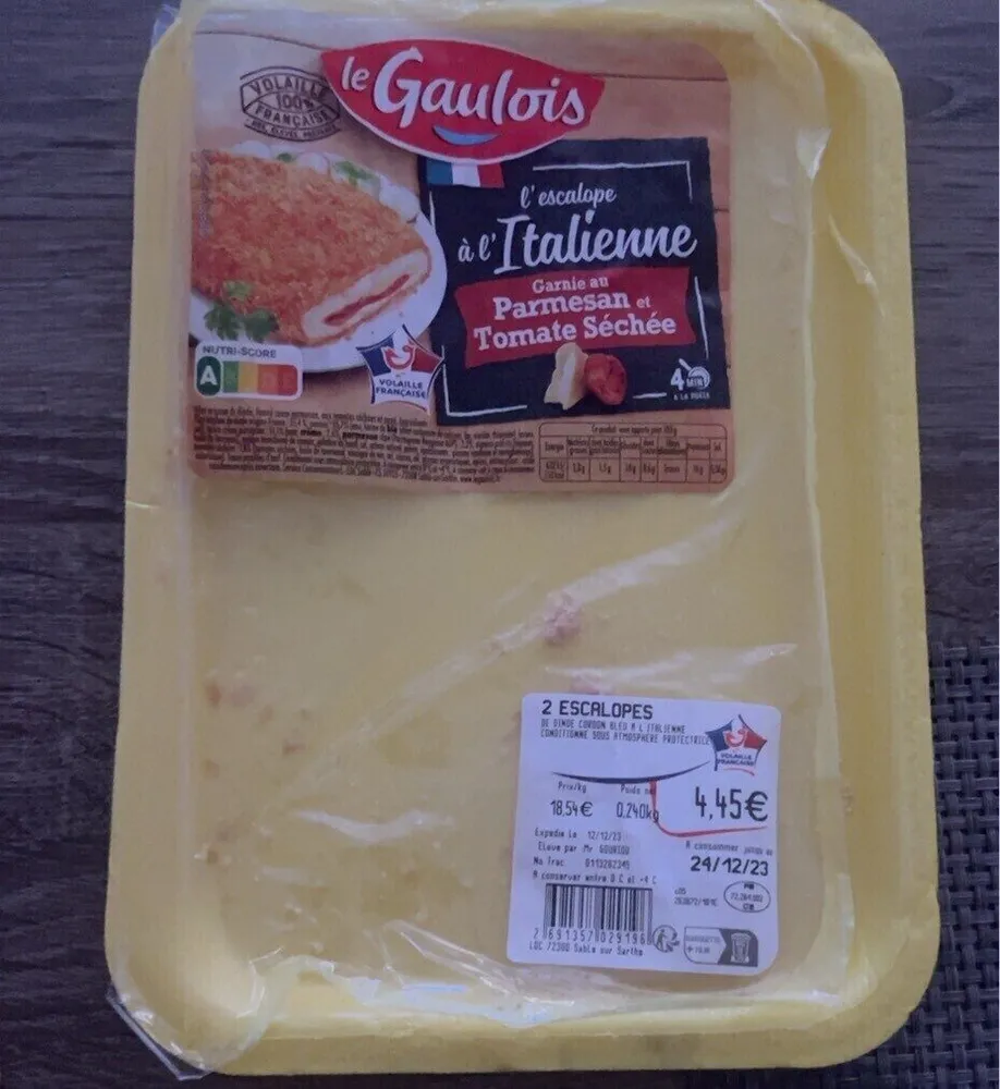 Escalope a l’italienne garnie au parmesan et tomate seche
