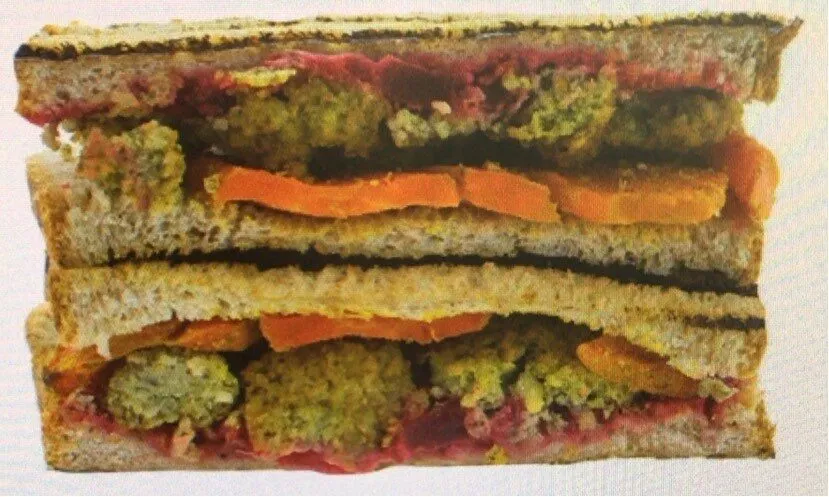 Club Houmous Betterave Falafels Carottes rôties