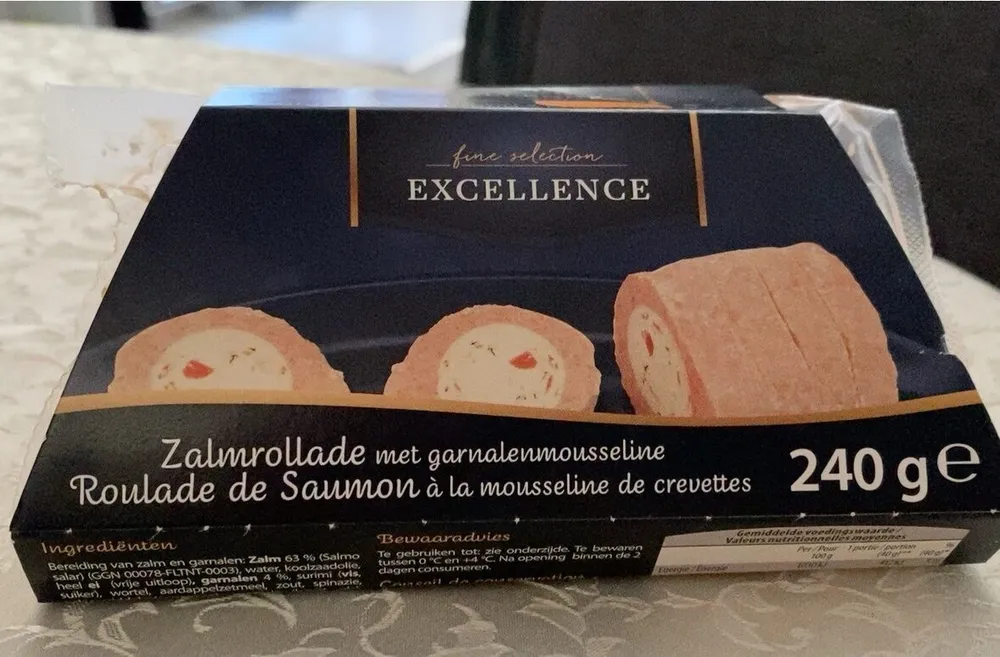 Roulade de saumon a la mousseline de crevettes