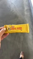 SAHNE-NUSS