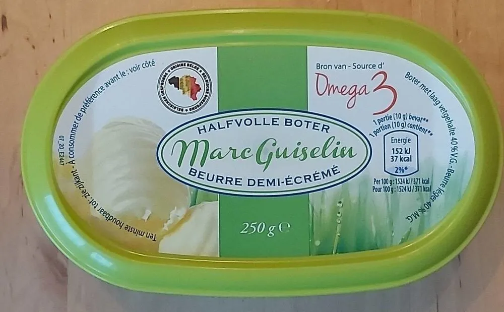 HALFVOLLE BOTER / BEURRE DEMI-ÉCRÉMÉ