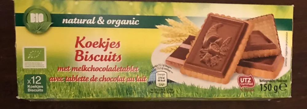 Biscuits avec tablette de chocolat au lait