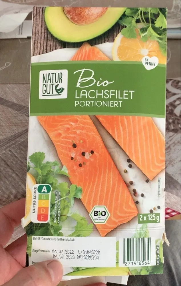 Bio Lachsfilet portioniert
