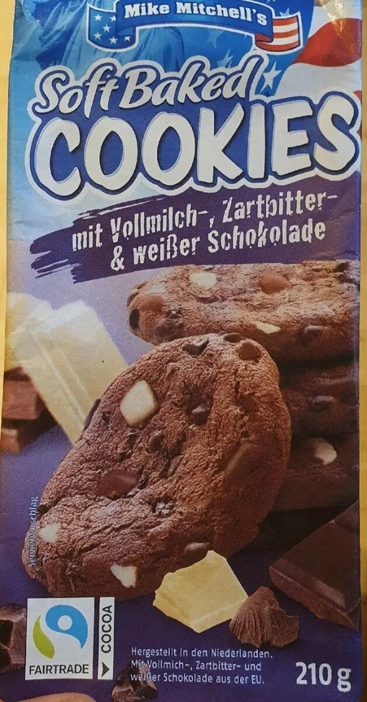 Soft Baked COOKIES mit Vollmilch-, Zartbitter- & weißer Schokolade