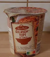 Gulasch Topf mit Nudeln
