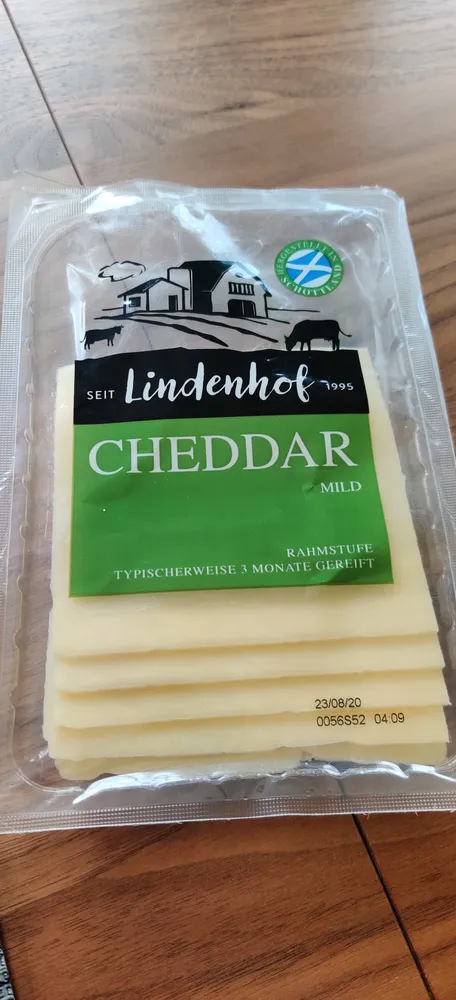 Lindenhof Cheddar Mild