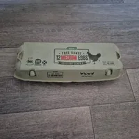 Medium free range eggs