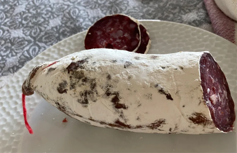 Saucisson put boeuf