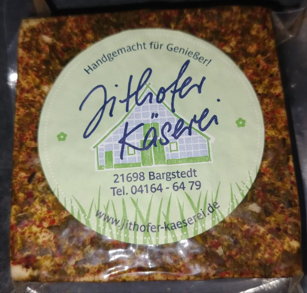 Jithofer Ofen- und Kräuterkäse mit rosa Pfeffer