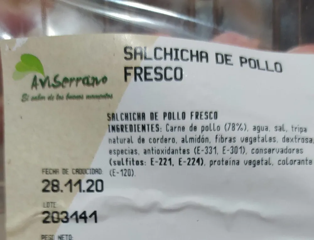 Salchicha de pollo fresco