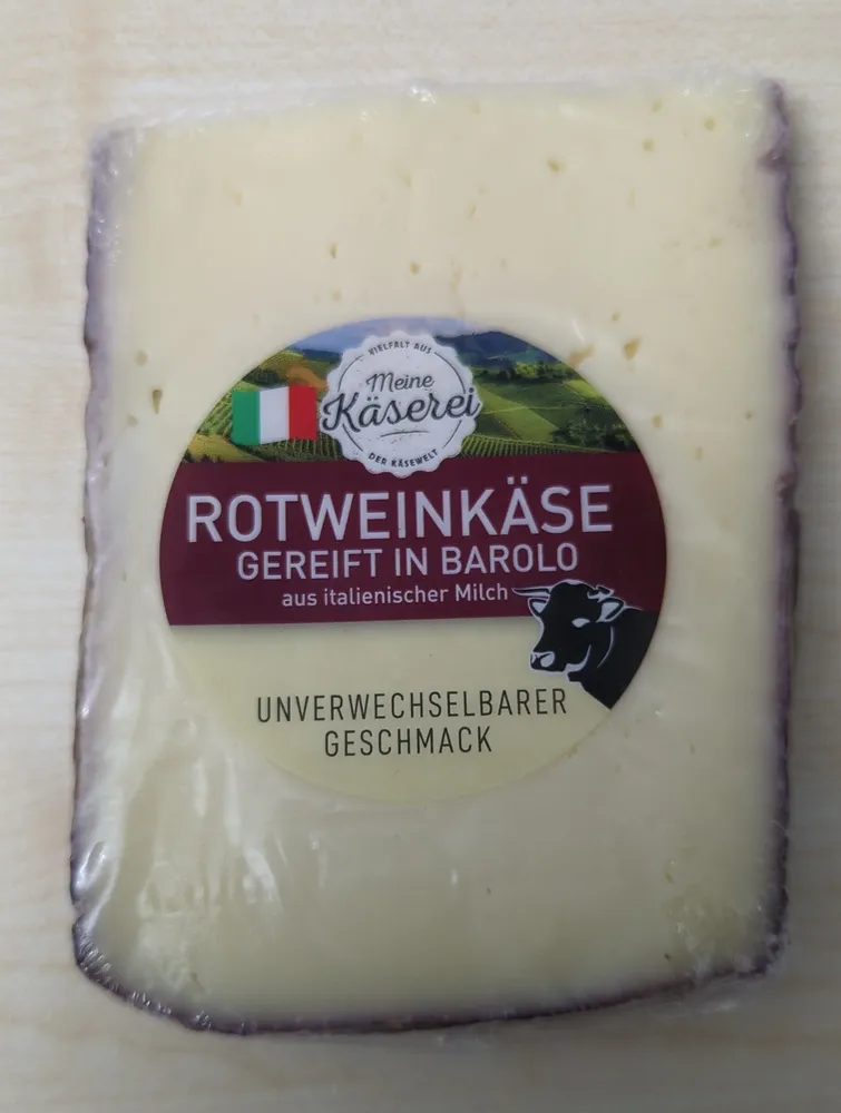 Rotweinkäse gereift in Barolo