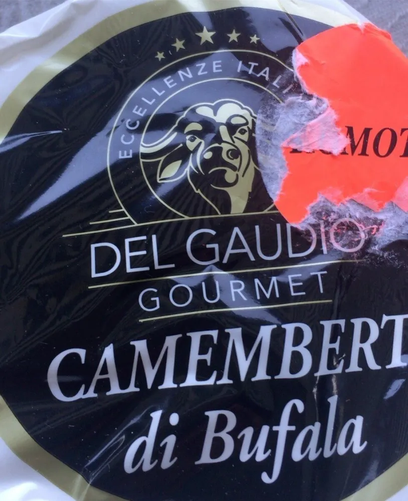 Camembert di bufala