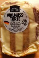 Wallnusstorte aus Schmelzkäsezubereitungen