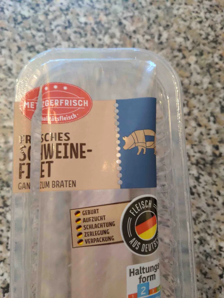 Frisches Schweinefilet (ganz, zum Braten)