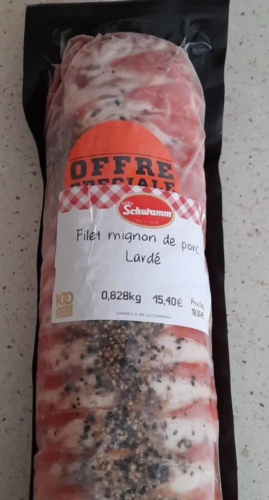 Filet mignon de porc lardé