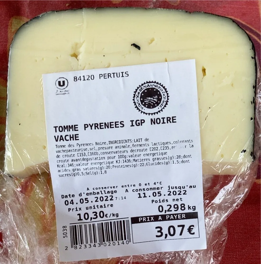Tomme pyrénées Igp noire vache