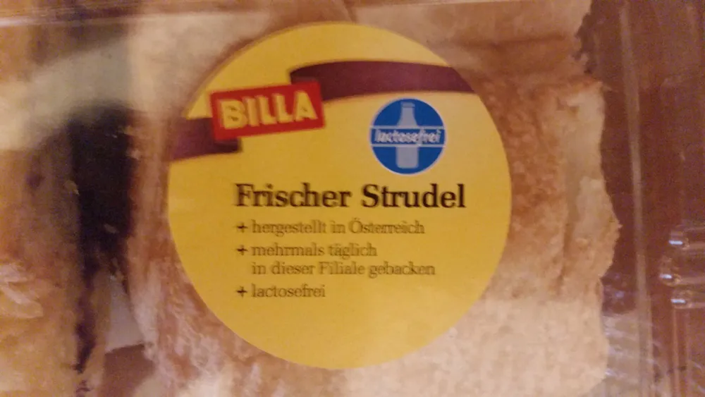 Blätterteigstrudel mit Topfen-Heidelbeer-Füllung