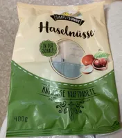 Haselnüsse