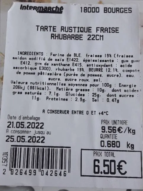 Tarte rustique fraise rhubarbe