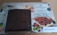 TIRAMISU mit Mascarpone, Savoiardi Löffelbiskuit, Kakao und Kaffee