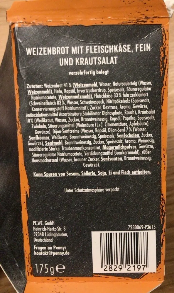 Weizenbrot mit Fleischkäse, Fein und Krautsalat