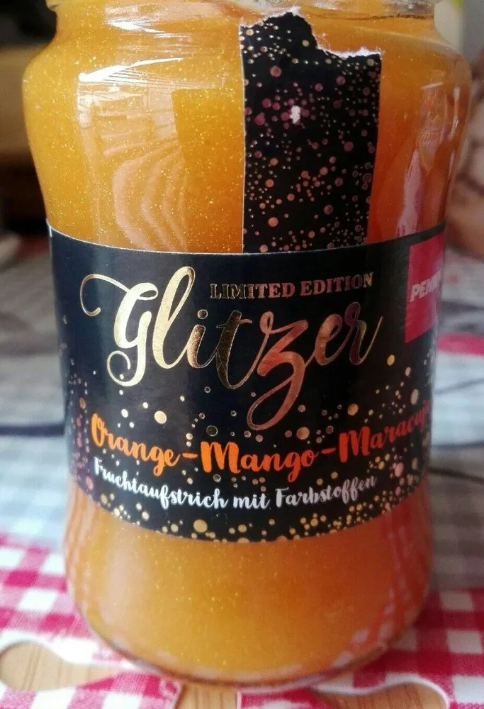 Glitzer Fruchtaufstrich mit Farbstoffen