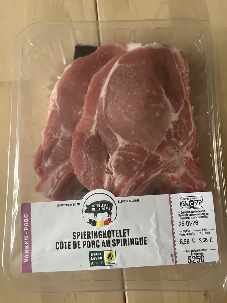 SPIERINGKOTELET / CÔTE DE PORC AU SPIRINGUE