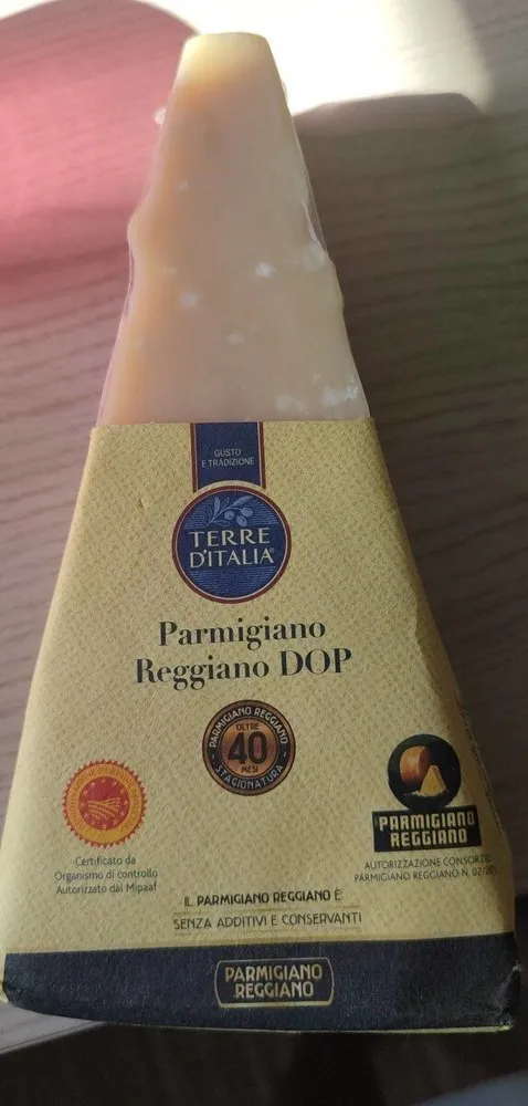 Parmigiano reggiano dop