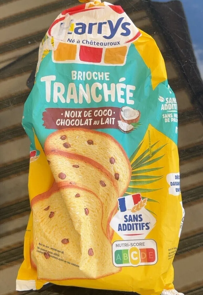 Brioche tranchée noix de coco et pépites de chocolat