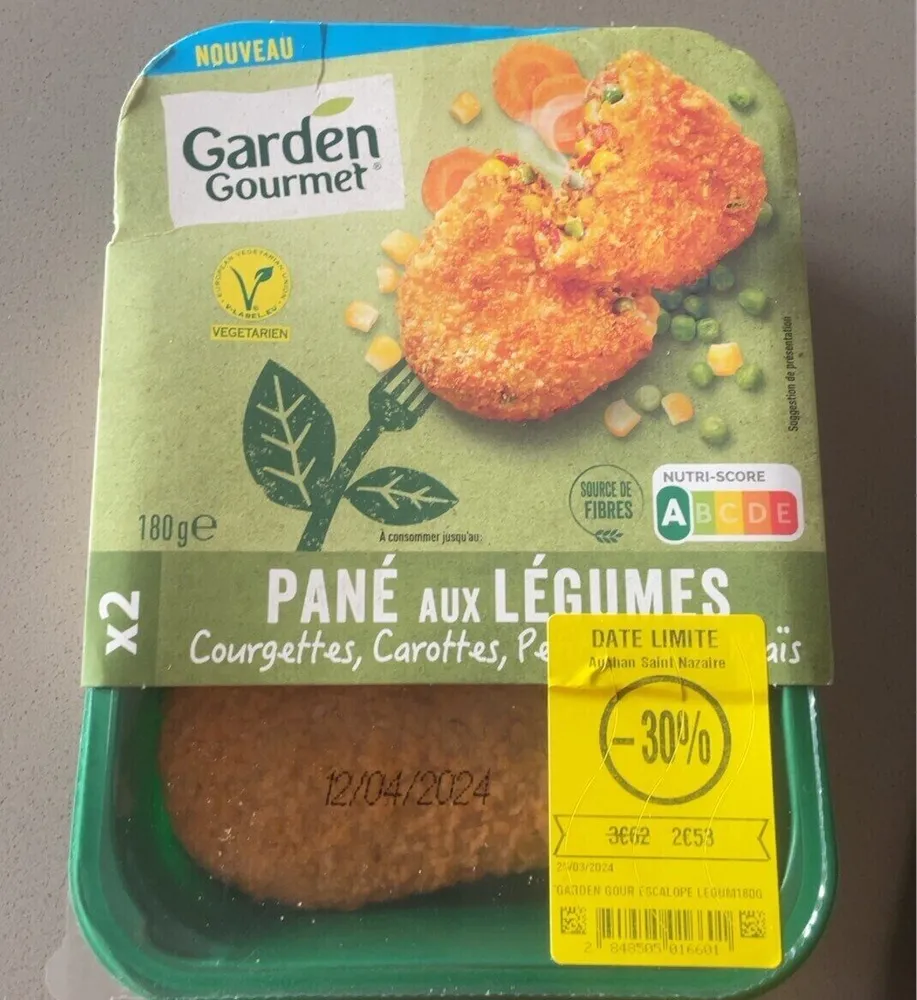 Pané aux legumes courgettes, carottes, petits pois, Mais