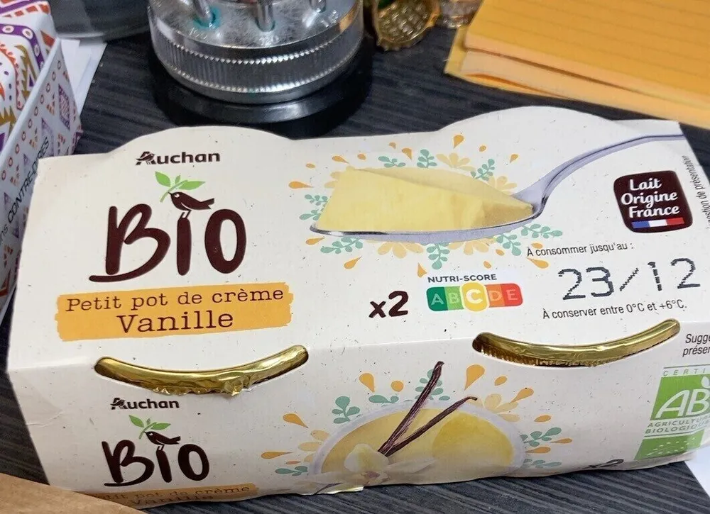 Petit pot de crème vanille bio