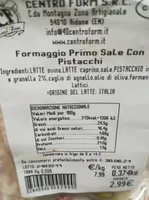 Formaggio primo sale con pistacchi