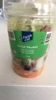 Fresh cut salad shaker avec dressing