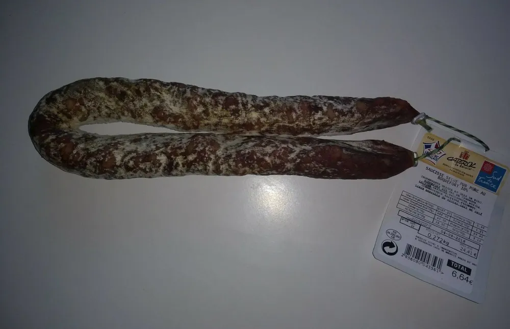 Saucisse seche au roquefort