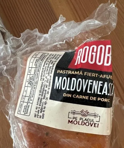 Pastramă fiert-afumată
